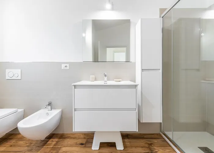 Nyaraló Mika Capitana